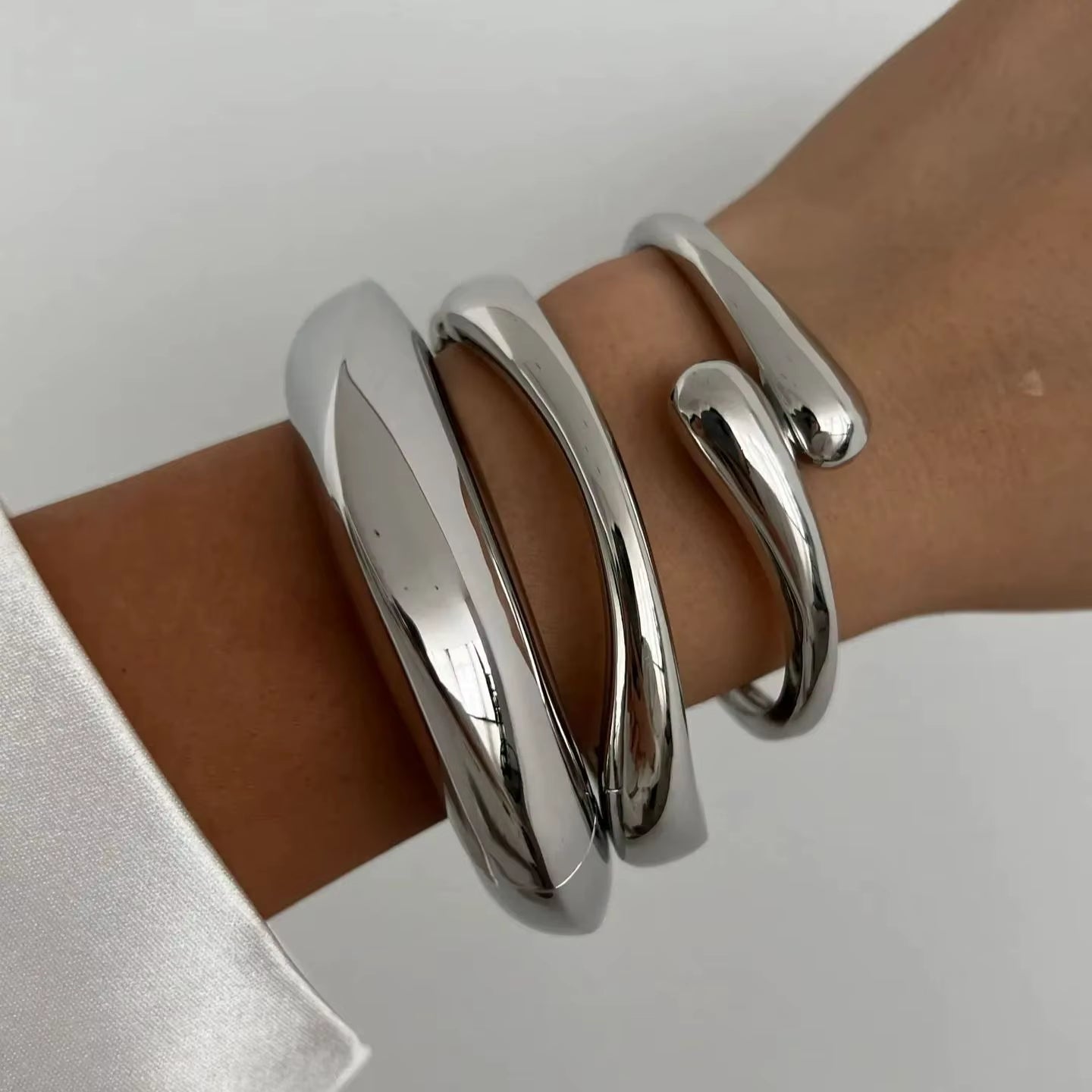 3 Styles Vintage Hip Hop Metal Cuff Bangles Punk Gold Silver Color Geometric Spring Bangles for Women Bracelet Men Jewelry